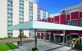Mövenpick Hotel Zürich-Airport